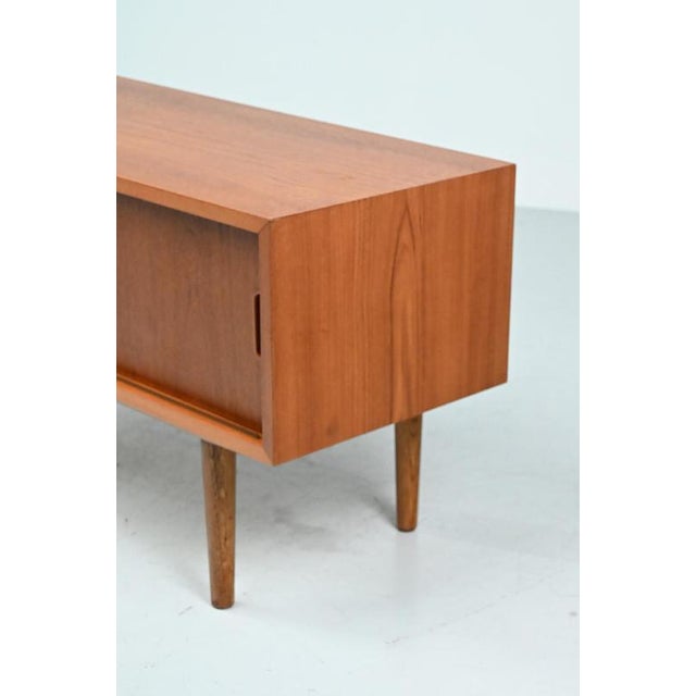 Dogvad Sideboard in Teak Veneer For Sale - Image 6 of 14