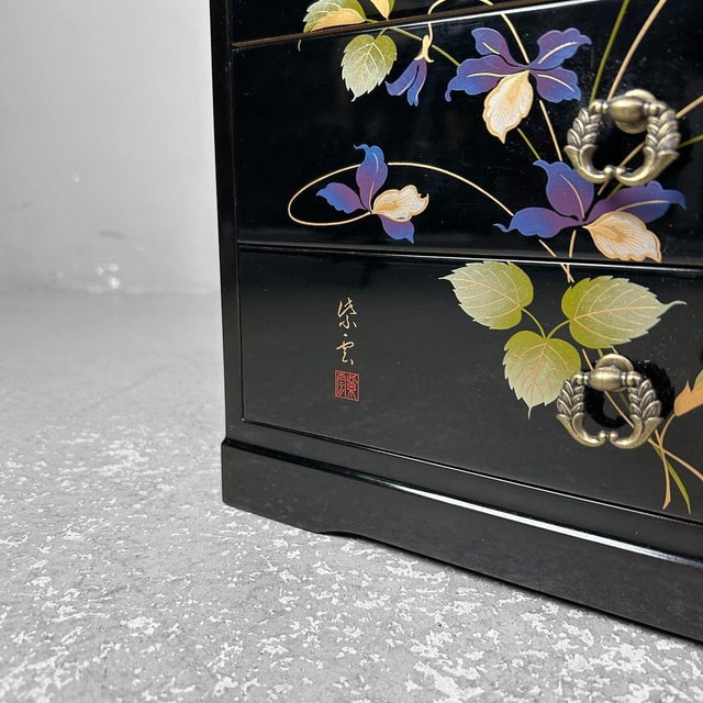 Lacquered Jewelry Drawer Cabinet with Floral Decoration, Japan, 1980s For Sale - Image 4 of 8