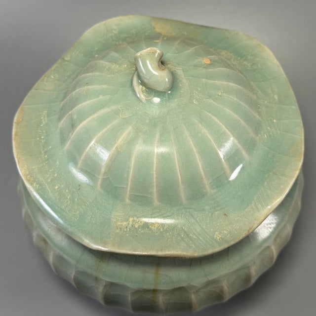 Chinese Antique Chinese Celadon Ribbed Covered Lotus Jar, Collectible Antique For Sale - Image 3 of 6