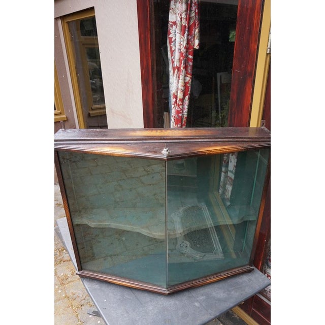 Vintage Art Deco Hanging Wall Display Cabinet, 1930s For Sale - Image 3 of 10