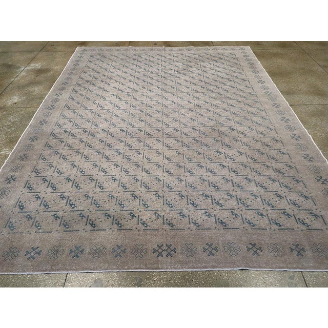 Galerie Shabab Collection Mid-20th Century Turkish Anatolian Room Size Carpet For Sale - Image 4 of 10