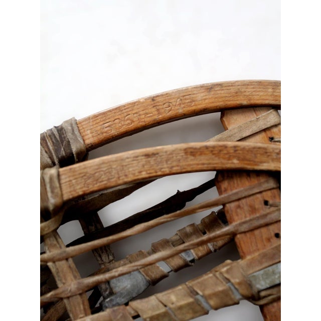 Vintage World War II Usa Military Snowshoes by the Groswold Ski Co. 1945 For Sale - Image 16 of 16