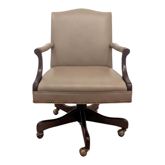 Late 20th Century Cabot Wrenn Norfolk Swivel Leather & Mahogany Chair For Sale