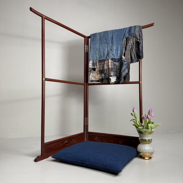 Contemporary Antique Japanese Ikō Kimono Hanger with Lacquer Decoration, 1920s For Sale - Image 3 of 18