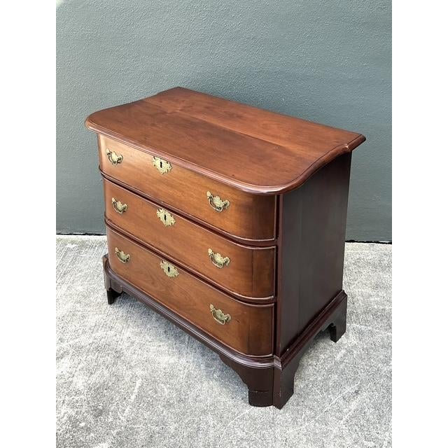 Wood Vintage Regency Mahogany Bow Front Chest of Drawers For Sale - Image 7 of 12