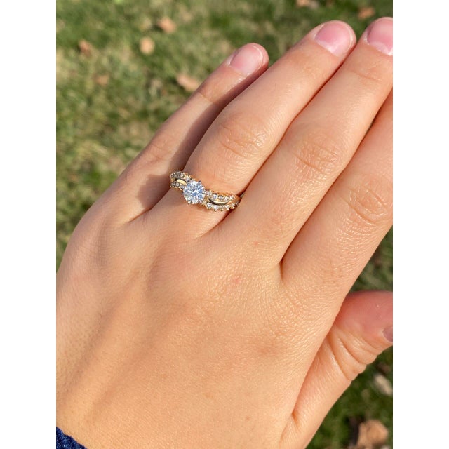 Gold The 135th Avenue: Vintage Natural Diamond Engagement Ring in Yellow Gold For Sale - Image 8 of 9