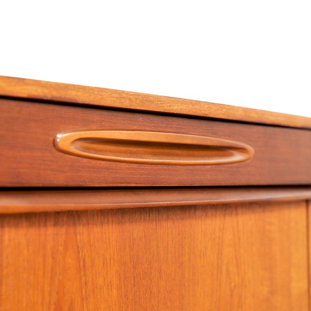 Mid Century Bow Fronted Credenza by Elliots of Newbury For Sale - Image 9 of 10