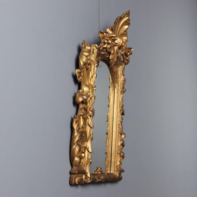 Baroque Mirror in Carved and Gilded Wood For Sale - Image 3 of 11