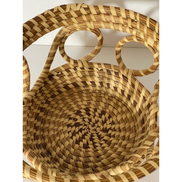 American Vintage Handmade South Carolina Woven Basket For Sale - Image 3 of 3