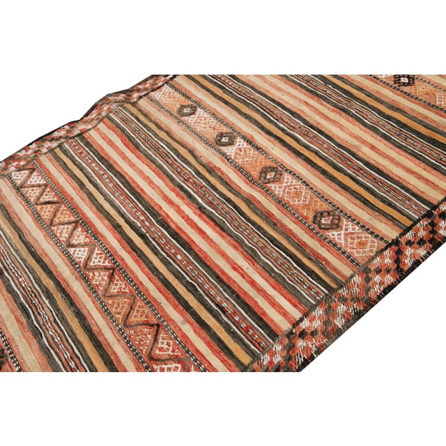 Mid-20th Century Vintage Kilim Rug 4' 8" X 8' 7'' For Sale - Image 11 of 13