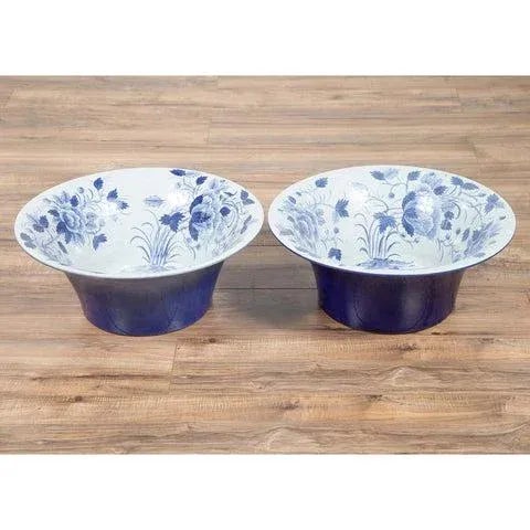 Ceramic Late 20th Century Blue and White Porcelain Wash Basin with Cobalt Blue Patina and Floral Motifs For Sale - Image 7 of 12