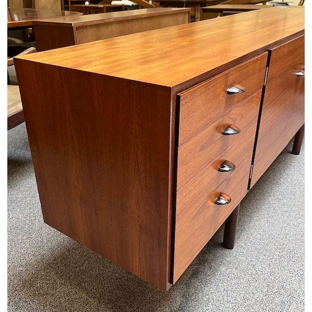 Mid Century Modern Teak Credenza by G-Plan c.1960 For Sale - Image 13 of 16