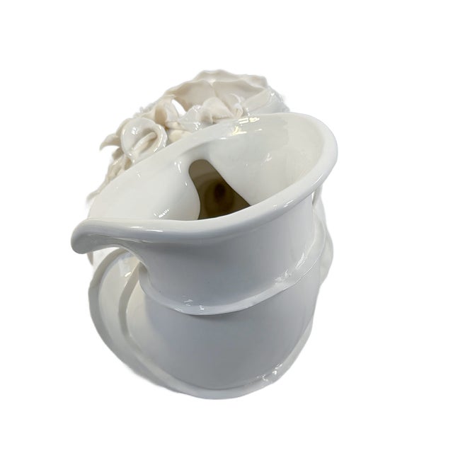 Hollywood Regency 1980's Castilian Imports Large White Porcelain Shell Planter / Figural For Sale - Image 3 of 7