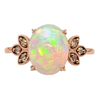 2.3ct Opal Ring With Earth Mined Diamond Accents: Solid 14k Gold, Size 6.75 For Sale