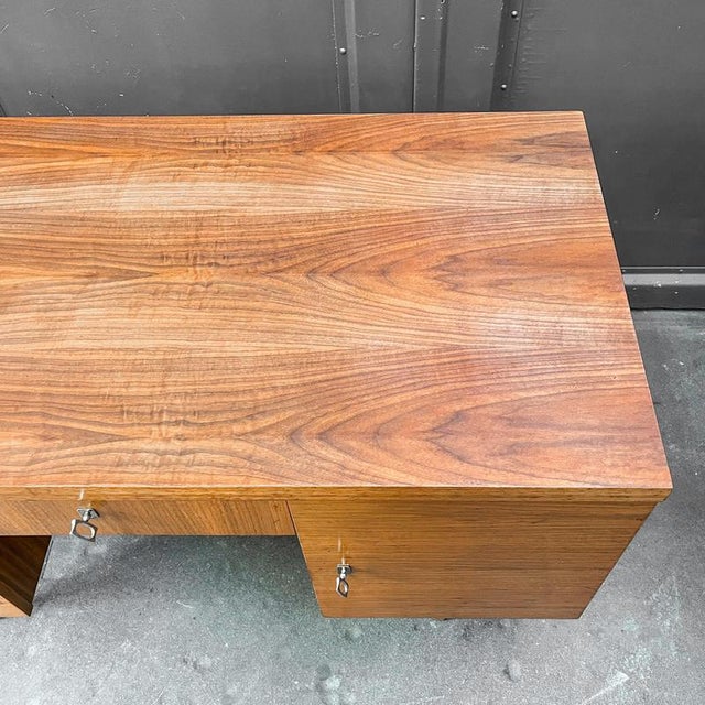 Mid-Century Modern Desk, 1960s For Sale - Image 14 of 18