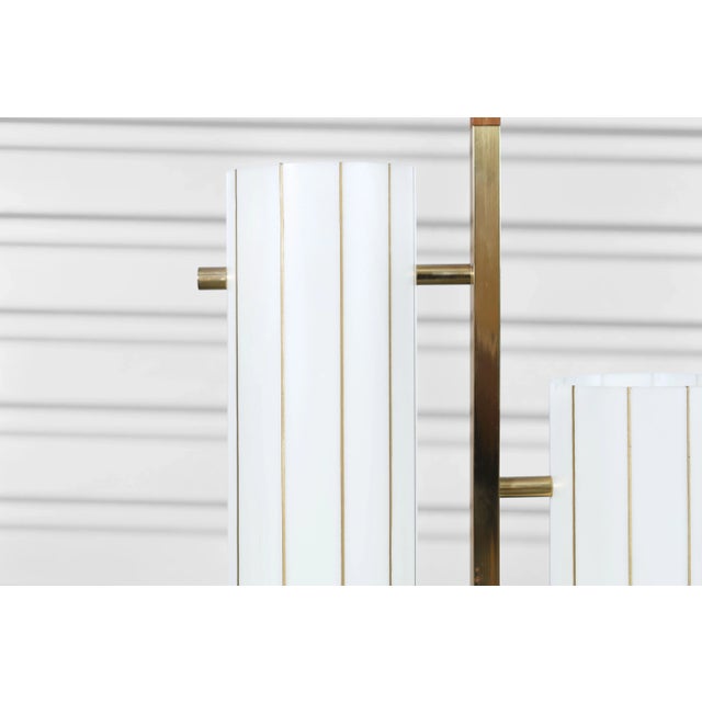 Laurel Lamp Company 1970s Mid-Century Modern Brass and Walnut Floor Lamp For Sale - Image 4 of 12