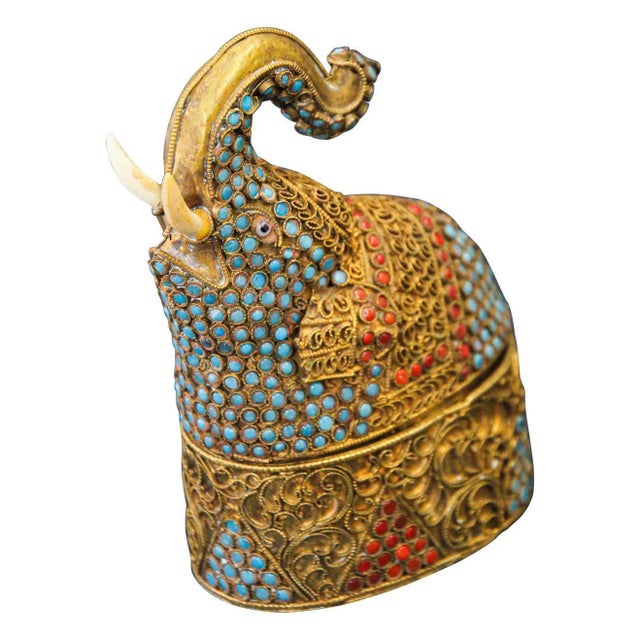 Indian Mughal Style Gem-Set Gilt Brass Elephant Shape Snuff Box For Sale - Image 11 of 11