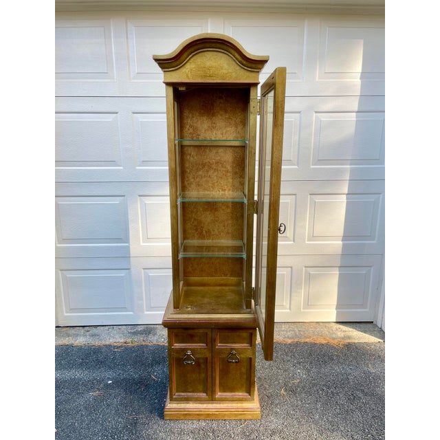 Hollywood Regency Gold Gilt Display Curio Display Cabinet For Sale - Image 4 of 7
