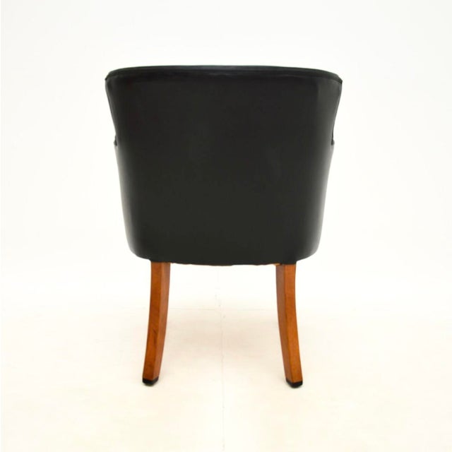 Art Deco Chair in Walnut and Leather, 1930 For Sale - Image 4 of 9