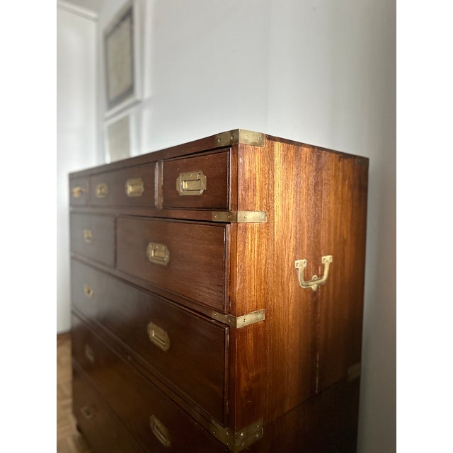 Wood 19th Century Mahogany Campaign "Chest on Chest" - Eight Drawers - Brass Hardware For Sale - Image 7 of 8