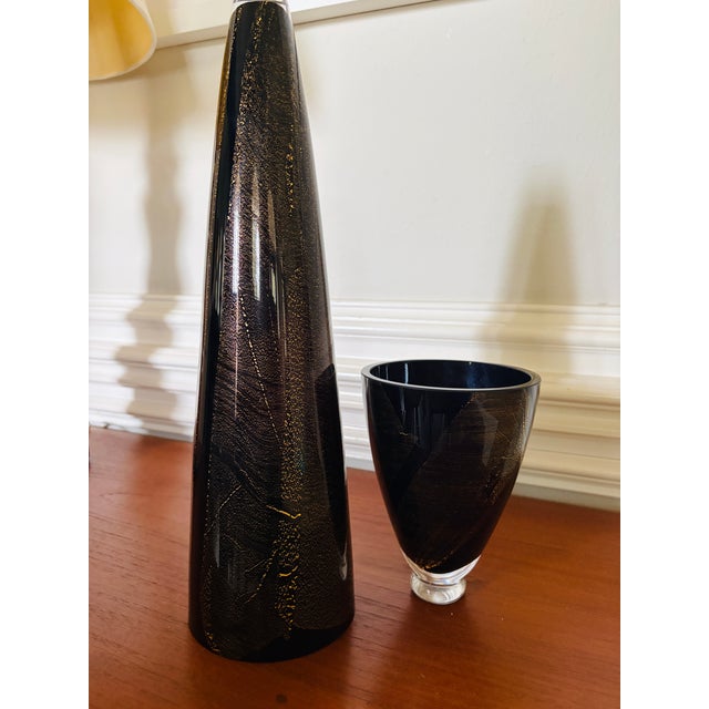 1970s Pair of 1970s Theresienthal Black and Gold Art Glass Vases, Attributed For Sale - Image 5 of 14
