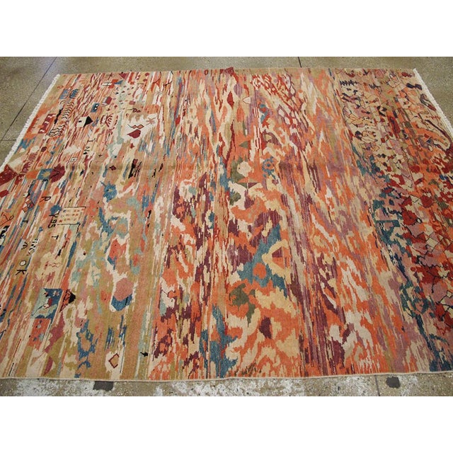 Galerie Shabab Collection Mid-20th Century Turkish Anatolian Accent Rug For Sale In New York - Image 6 of 8