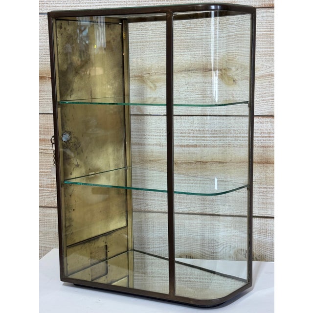 Gold French Belle Epoque Bronze & Glass Angled Showcase/Vitrine, Paris, C. 1900 For Sale - Image 8 of 14