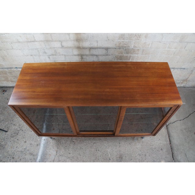Mid 20th Century Mid Century Edward Wormley Dunbar Walnut Showcase Curio Display Cabinet For Sale - Image 9 of 10