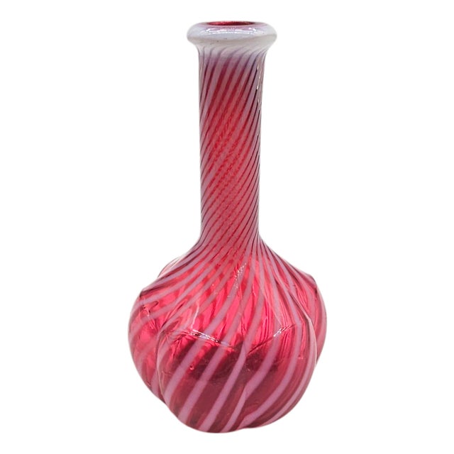 Fenton Cranberry & White Striped Optic Glass Barber Bottle Vase – Vintage Handblown Art For Sale