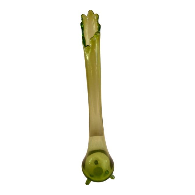 Vintage L E Smith Lime Avocado Swung Footed Vase MCM For Sale