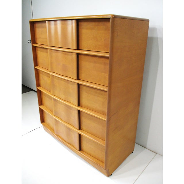 Mid-Century Modern Sculptura Highboy Dresser by Heywood Wakefield M792 For Sale - Image 3 of 13