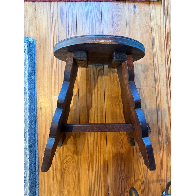 Farmhouse Antique Primitive Wooden Milking Stool – Round Top Farmhouse Tabouret, Circa 1900 For Sale - Image 3 of 3