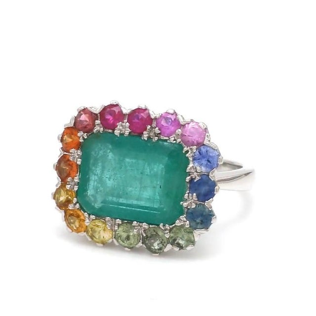 Natural 5.96 cts Zambian emerald & 1.46 cts rainbow sapphire ring in 18k gold For Sale - Image 14 of 18