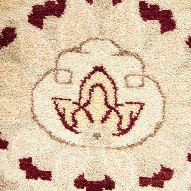 Traditional Mogul Collection Hand-Knotted Area Rug - Ivory 9' 2" x 12' 2" For Sale - Image 3 of 4