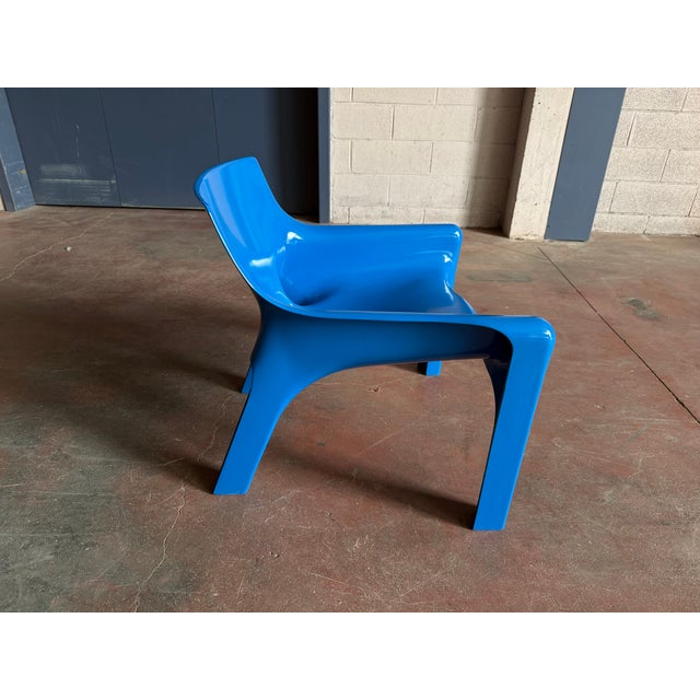 Blue Model Vicario Chair by Vico Magistretti for Artemide, 1970s For Sale - Image 6 of 9