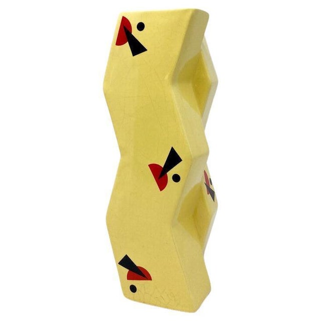 Yellow Mid-Century Vase in the style of Lazar Lissitzky, 1920s For Sale - Image 8 of 8