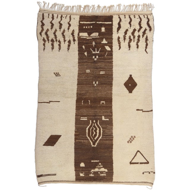 Vintage Berber Moroccan Rug - 05'09 x 08'03 For Sale - Image 9 of 10