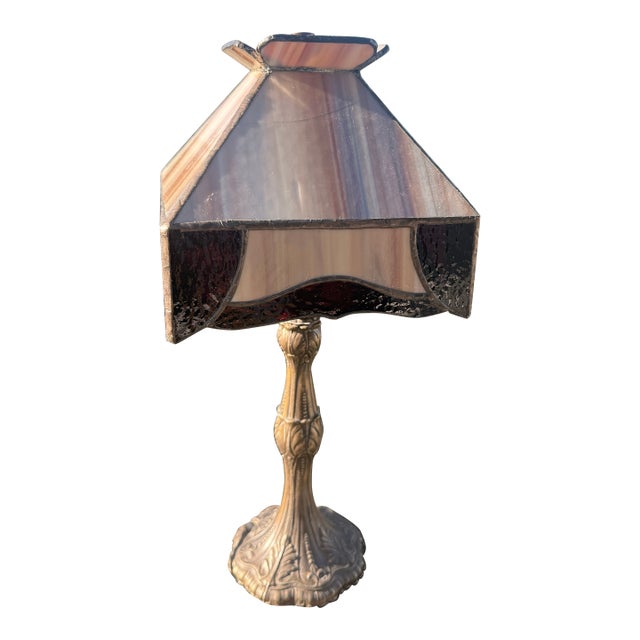1920s Arts & Crafts Slag Glass Table Lamp With Cast Metal Base | Tiffany-Style For Sale