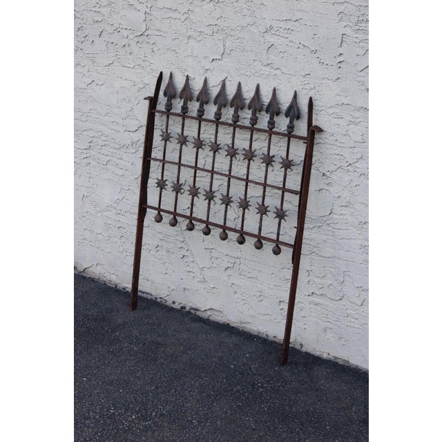 Antique Cast Iron Garden Fence Section With Spear Finials And Star Motif For Sale - Image 4 of 18