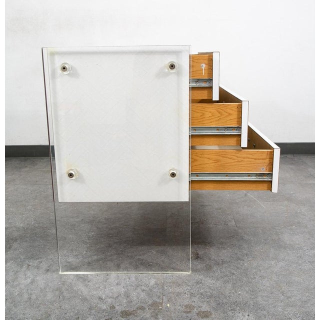Mid Century Modern Chest Drawers Dresser 3 Drawer Lucite White 1970s Retro MCM For Sale In Sacramento - Image 6 of 11