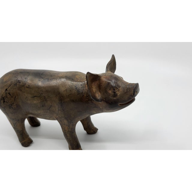 Pierre Chenet, a master French foundryman, has made his mark in the world of bronze sculpture with his iconic pig...