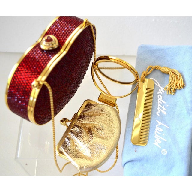 Judith Leiber Red Heart Minaudiere: vintage This is a fully beaded Leiber minaudiere fashioned after a heart. A similar...