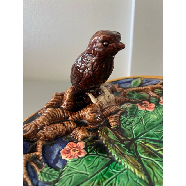 1960s Majolica Leaf Dish With Bird For Sale - Image 5 of 10