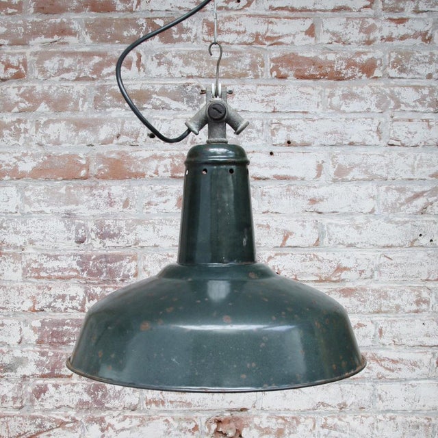 Vintage Industrial Dark Green Enamel Pendant Lamp, 1950s For Sale - Image 4 of 5