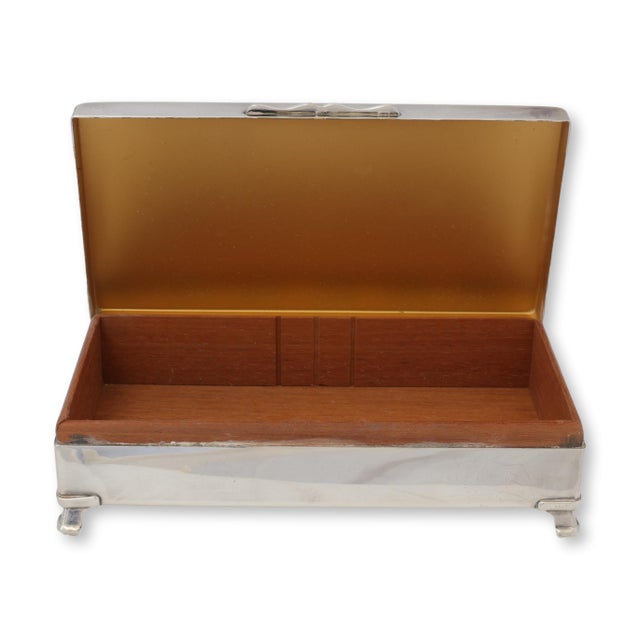 Mid-Century English Silverplate Cigarette Box For Sale In Los Angeles - Image 6 of 6
