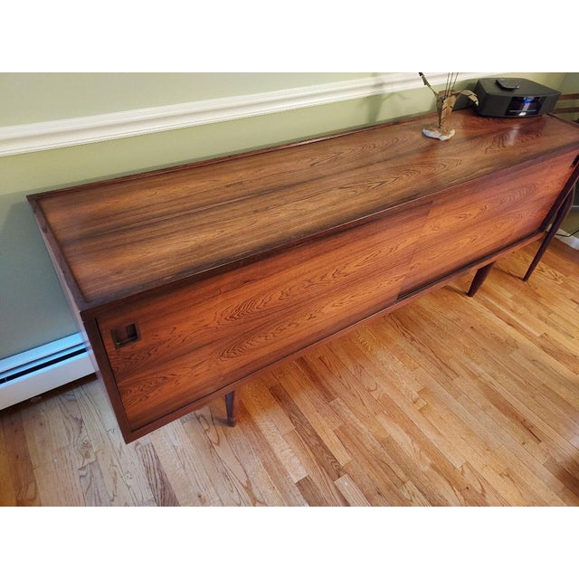 Original owner. Item purchased new in 1970s. I am relocating and unfortunately no longer have room for item.