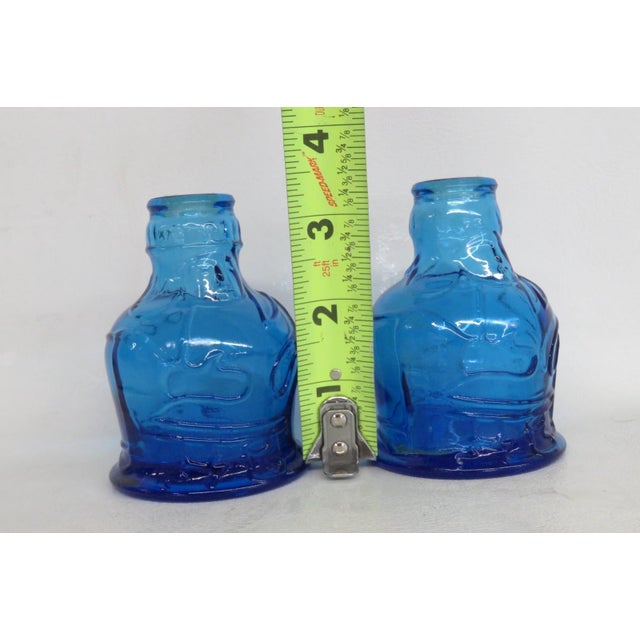 Blue Wheaton Nj Pocahontas Indian Herbs 2pc Pair Blue Glass Salt Pepper Shakers 4926b For Sale - Image 8 of 16