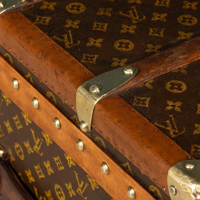 20th Century Louis Vuitton Trunk in Monogram Canvas, France, 1930s For Sale - Image 10 of 18