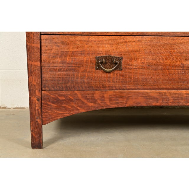 Gustav Stickley Antique Mission Oak Arts & Crafts Dresser With Mirror, Circa 1910 For Sale - Image 12 of 16