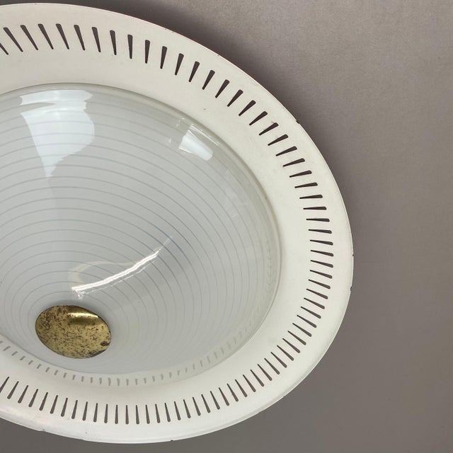 Modern Metal and Glass Flushmount Light in the style of Gio Ponti, Italy, 1950s For Sale - Image 6 of 18